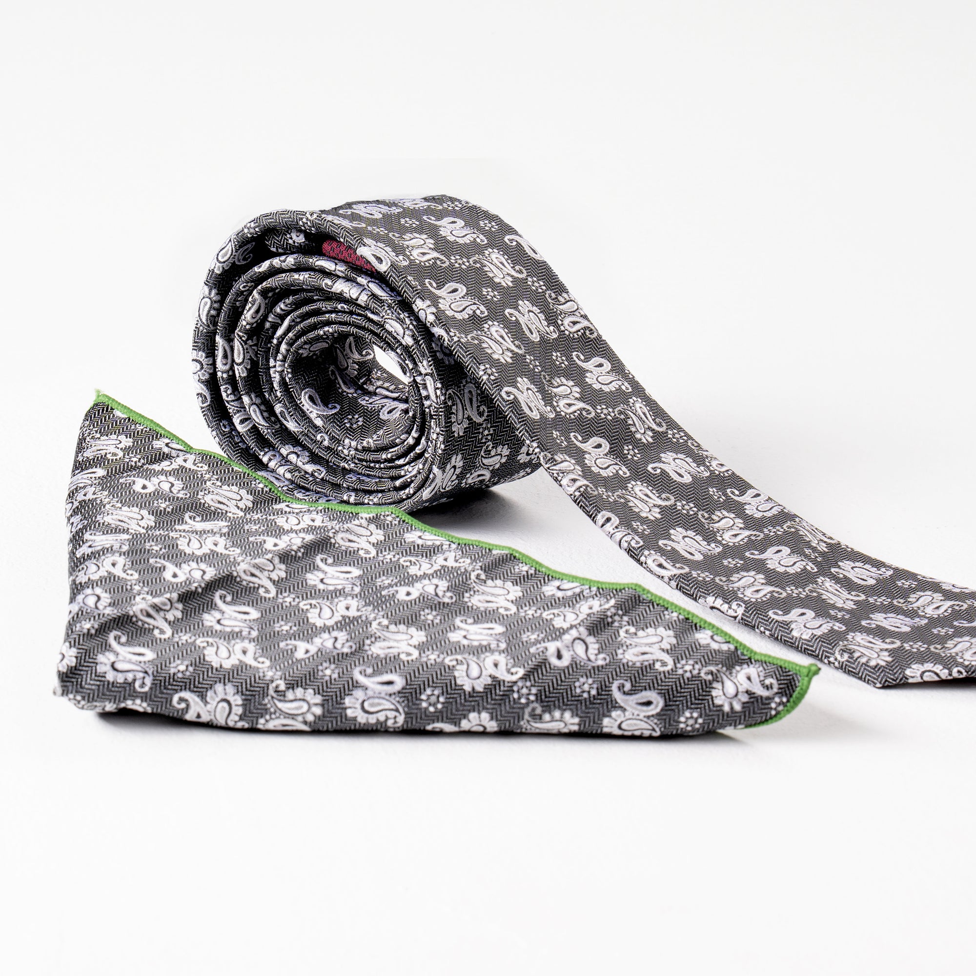 Gray & White Droplets Patterned Tie & Handkerchief