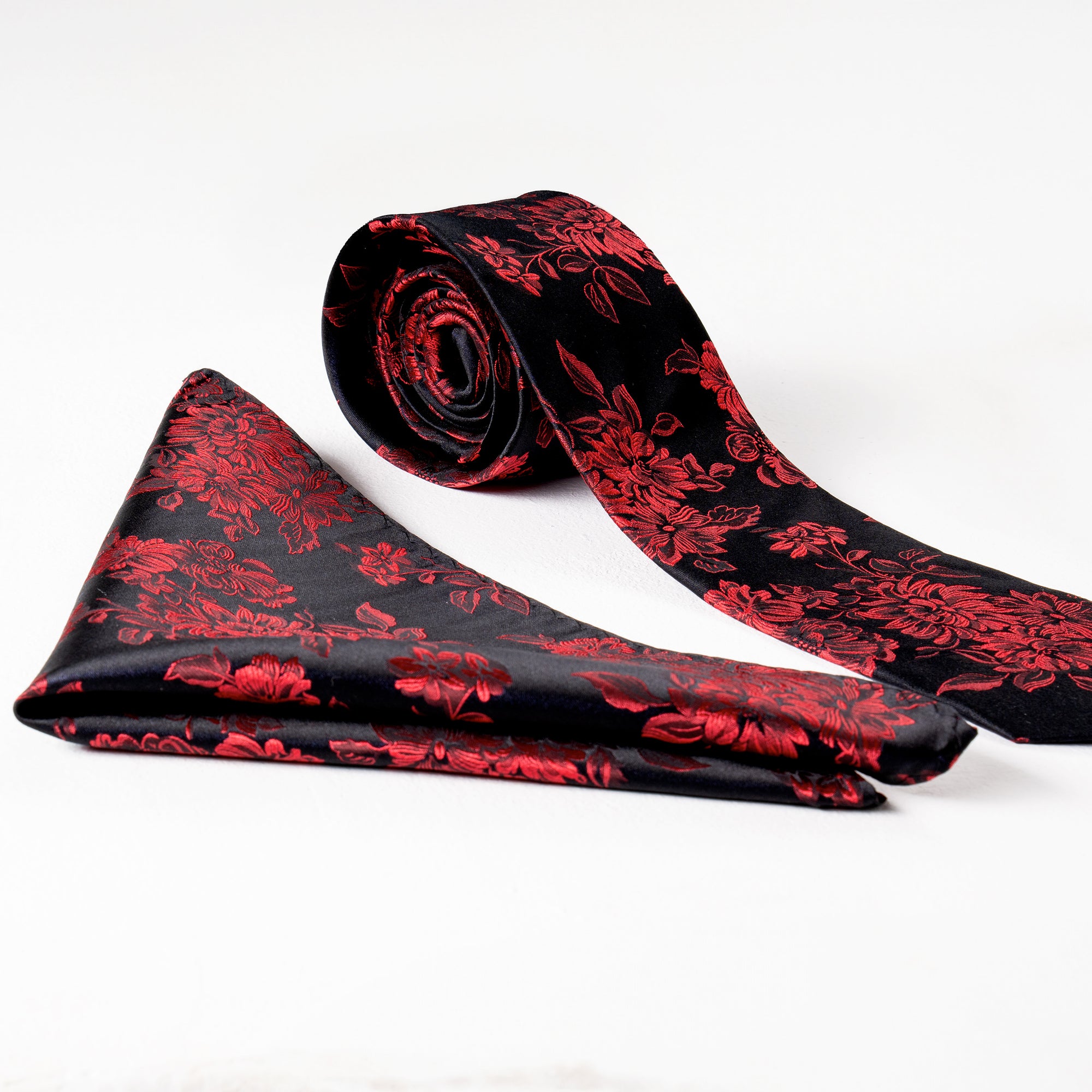 Black & Red Patterned Silk Tie & Handkerchief